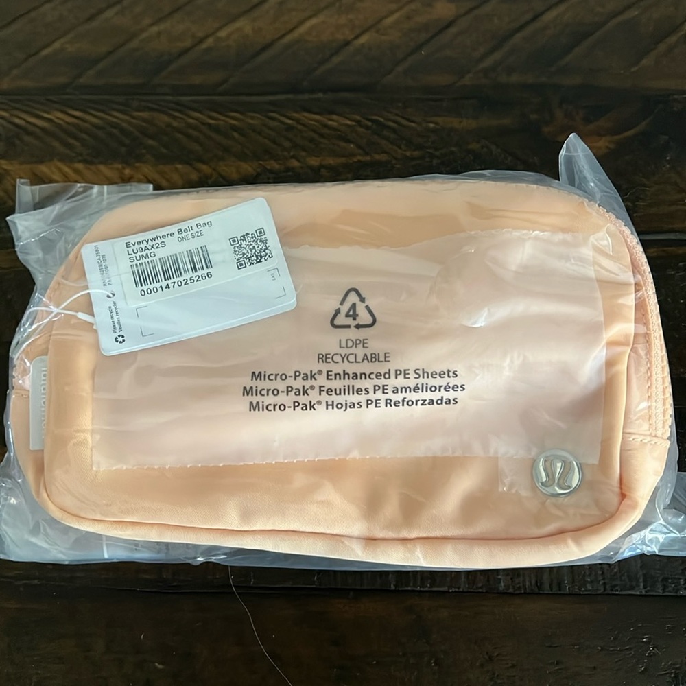 LULULEMON Everywhere Belt bag 1L, NWT. Summer Glow 🍑